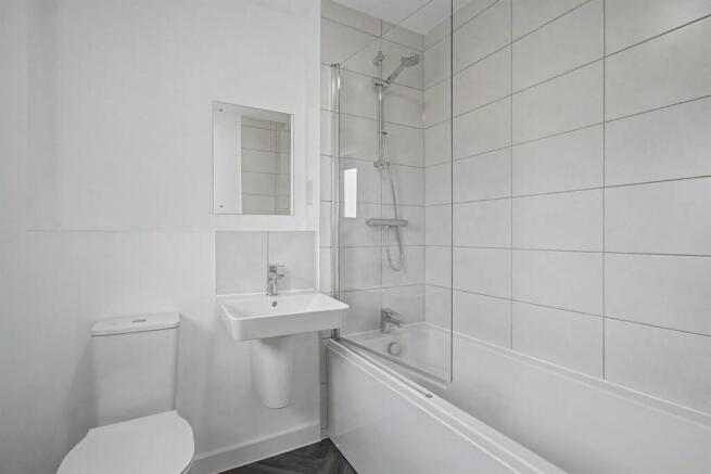 Ampthill Road, 
Houghton Conquest, MK45 3NQ photo 5