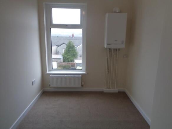 Bedroom 2 (REAR)
