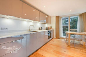 Apartment 3, 117, Weston Street, London SE1 4GR