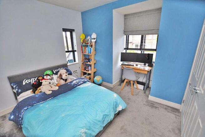 Photo 6
