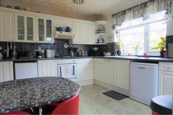 Kitchen/Breakfast