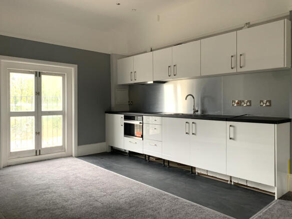Advert Flat Kitchen