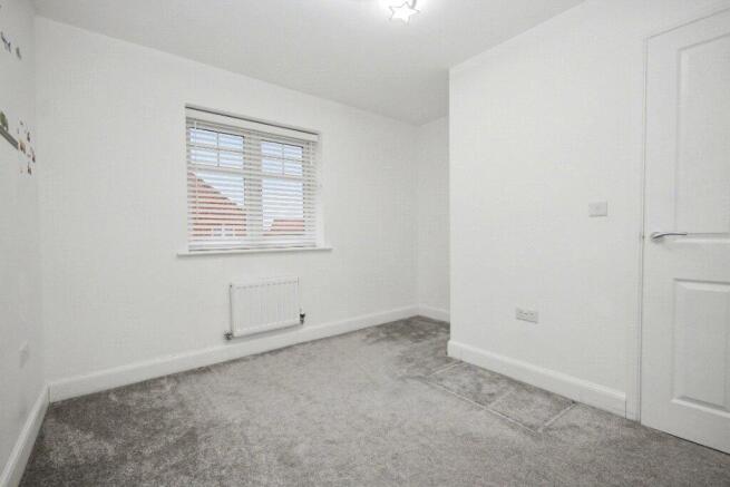 4 bed Detached for sale Image 9
