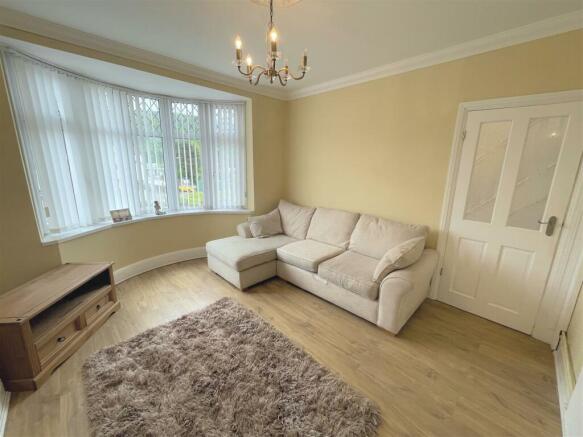 Another view of lounge