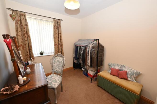 3 bed Semi-Detached for sale Image 11