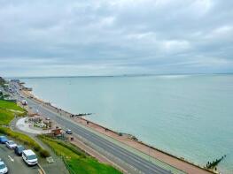 37, Overcliff, Manor Road, Westcliff-on-sea SS0 7SE