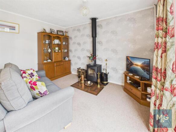 Sitting/Dining Room