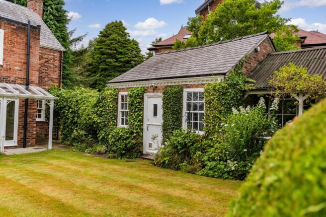 Summer House
