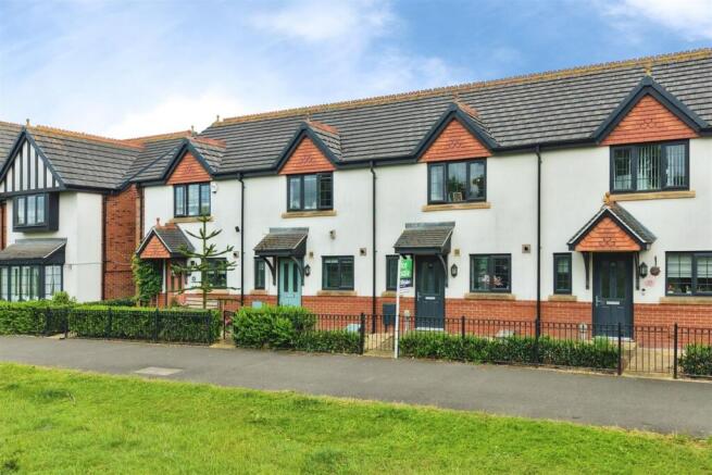 2 bed Terraced for sale Image 5