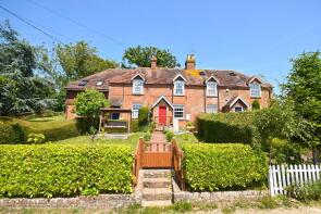 2, Church Cottages, Rye Road, Cranbrook TN18 5PN
