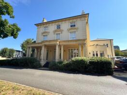 Flat 4, Beaumont Villa, Cliftonville, Northampton NN1 5BE