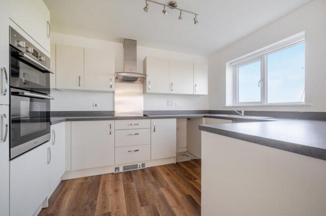 1431003-17-69bbe7...