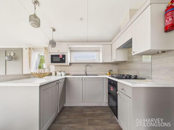 Willerby Salisbury Kitchen Silver Sands Holiday Pa