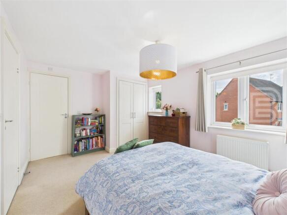 Bedroom 1 (2).jpg