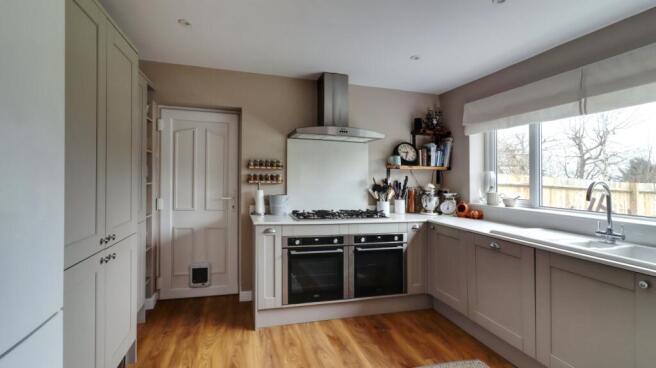 4. Kitchen 2