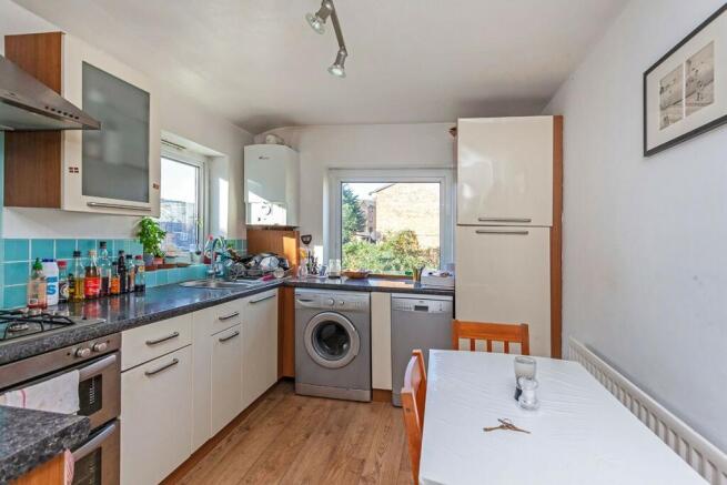 Modern Fitted Kitche