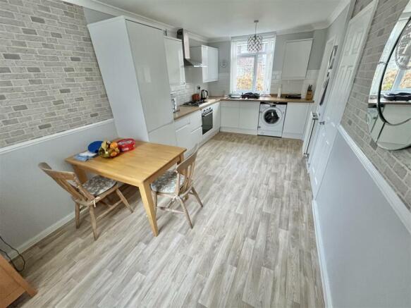 Kitchen Aspect 2