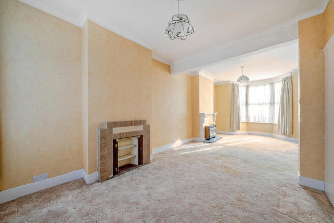 1429629-5-69b42a5...