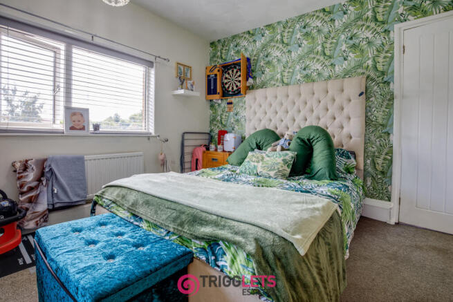 3 bed Terraced for sale Image 11