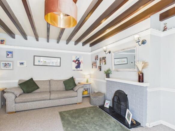 3 bed Terraced for sale Image 9
