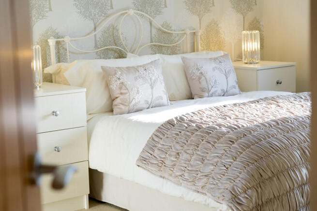 Bedroom detail 