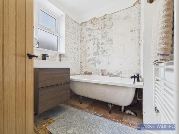 2 bed Detached Bungalow for sale Image 8