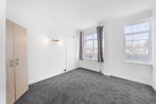 91 Carmel Court Kings Drive Wembley HA9 9JG - 002.