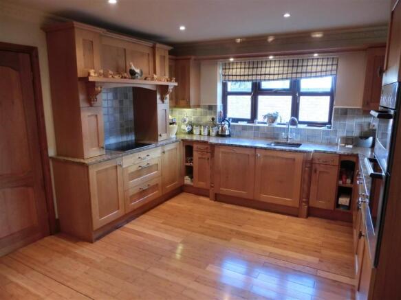 Kitchen/Dining Room
