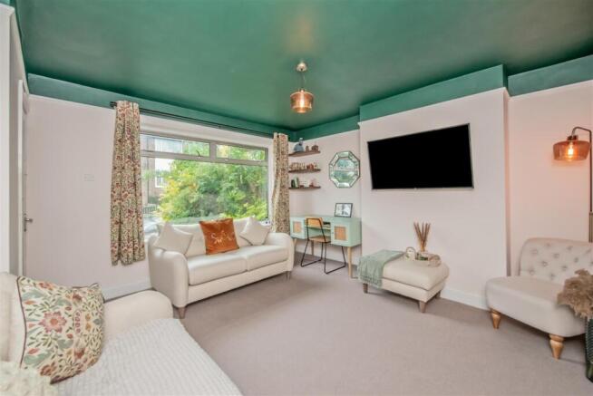 Living Room: