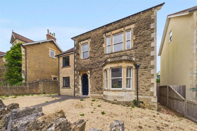 44 Nunney Road, Frome, Somerset BA11 4LE | Freehol