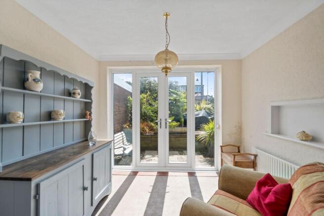 4 bed Detached for sale Image 5