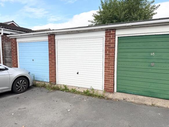 2 bed Terraced for sale Image 9