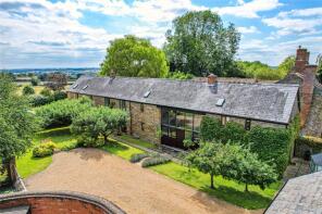 Castle Barn, Overthorpe Road, Banbury OX17 2AH