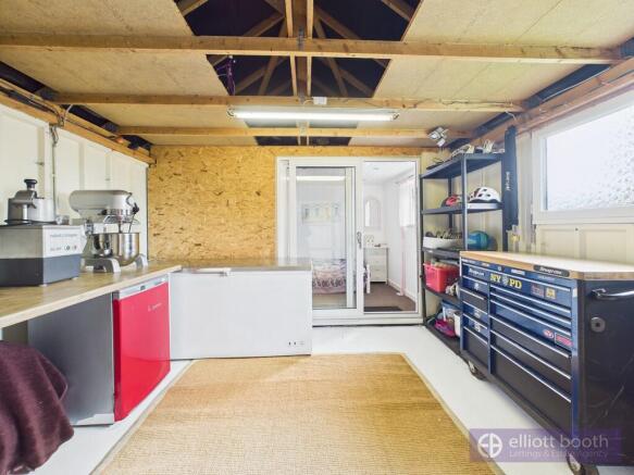 Garage Workshop 