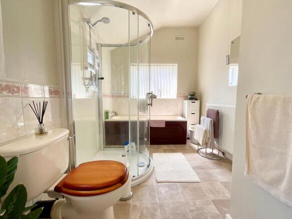 2 bed Terraced for sale Image 4