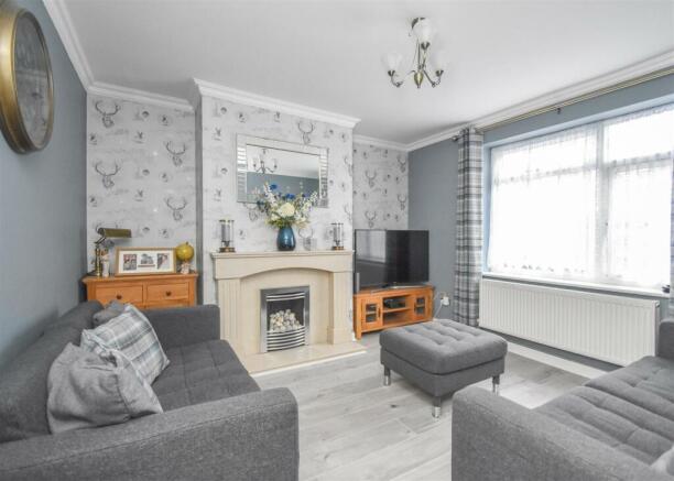 36 Edmund Road, DY3 - Lounge.jpg