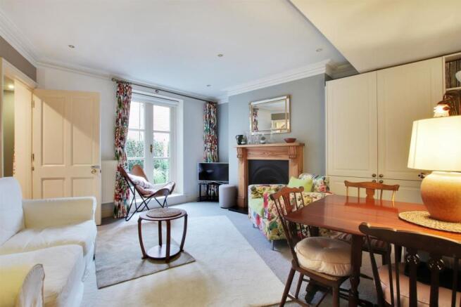 Sitting Room 1.jpg