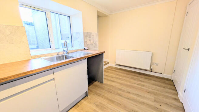 PXL_20260219_120029049.MP~2