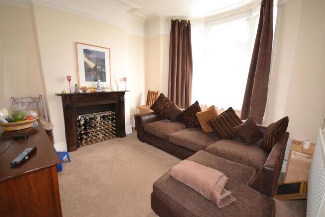 RECEPTION ROOM 1