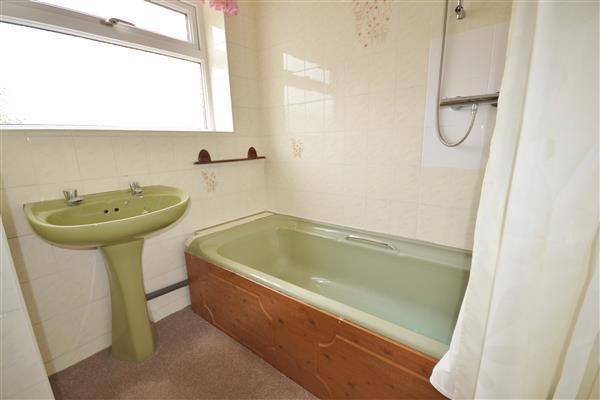 BATHROOM: