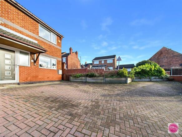 George Street, Church Gresley.jpg