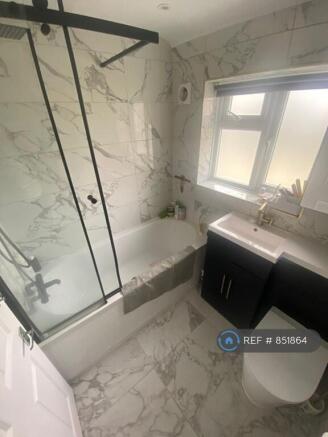 Upstairs: Family Bathroom 
