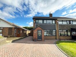 25, Linkside Avenue, Royton OL2 6YS