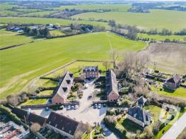 5, Dacres Gate, Dunmow Road, Fyfield, Ongar CM5 0NQ