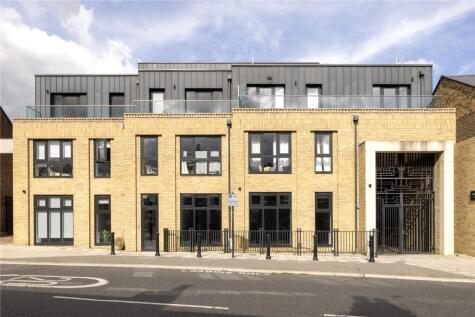 Kilburn Lane, London, W10