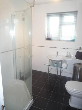 Ensuite