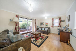 Flat 1, Waterslade, Elm Road, Redhill RH1 6AS