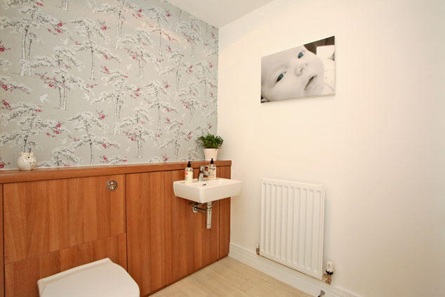 Blairythan Cloakroom