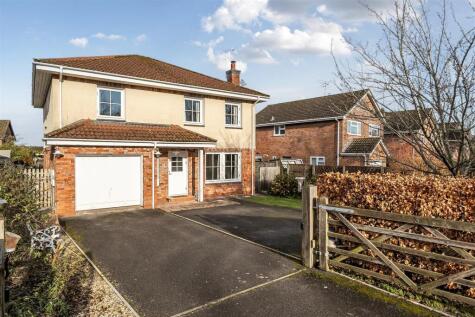 Reeves Piece, Bratton