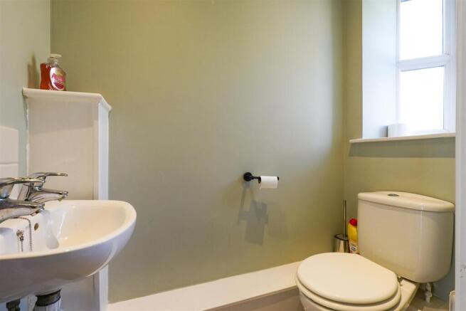 3 bed Town House for sale Image 8